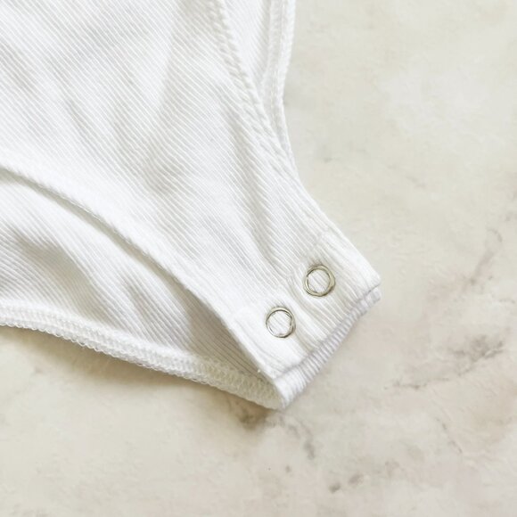 White Lace Open Back Halter Bodysuit Tank Women Small (S) - Picture 5 of 6